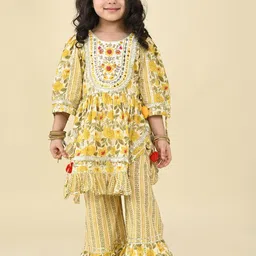 LIL PITAARA Girls Floral Printed Regular Gotta Patti Pure Cotton Kurti with Palazzos-picture-37