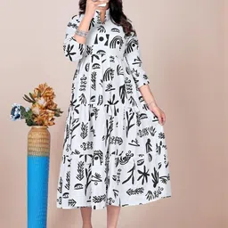 VenderVilla Print A-Line Midi Dress image 4