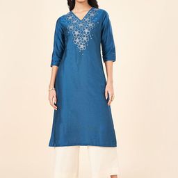 RANGMANCH BY PANTALOONS Floral Embroidered Sequinned Straight Kurta-picture-2
