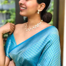 AMRUTKALA SAREES Woven Design Zari Saree With Blouse Piece image 3