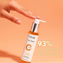 VINR Set Of 2 Vitamin C Face Wash - 100 ml & Moisturizer Booster - 50 g image 3