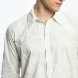 SAMANT CHAUHAN Men Relaxed Fit Textured Spread Collar Cotton Casual Shirt image 4