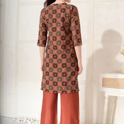 NIGHT FLOSS Floral Printed Notch Neck Three-Quarter Sleeves Kurta With Palazzos image 5
