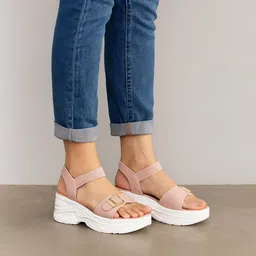 cst lifestyle Women Wedges Sandal image 2