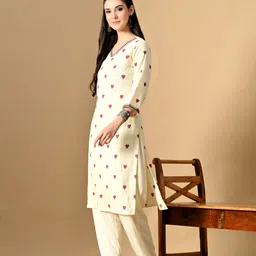 bkapparels Women Printed Pure Cotton Straight Kurta image 3
