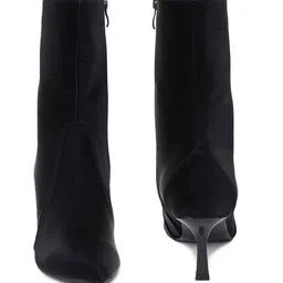 Sherrif Shoes Women Textured High Top Block Heeled Regular Boots image 4