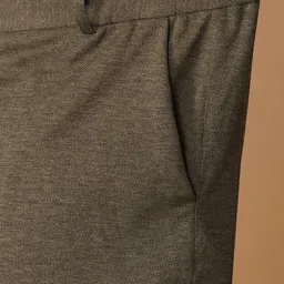 Sztori Men Plus Size Relaxed Fit Mid-Rise Stretchable Shorts image 2