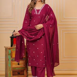 GHUMMAN SONAKSHI Women Embroidered Regular Thread Work Pure Cotton Kurta with Trousers & With Dupatta-picture-22