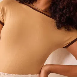 Outzidr Women Extended Sleeves Fitted Top image 2