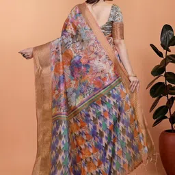 YASHASVI FASHION Floral Silk Blend Saree image 3