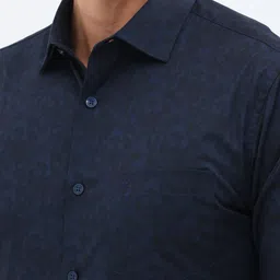 Allen Solly Men Spread Collar Abstract Printed Cotton Slim Fit Formal Shirt image 3