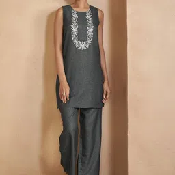 Anouk Embroidered Linen Round Neck Top With Trousers Co-Ords Set image 5