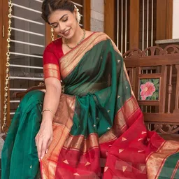 CANIZZARO Woven Design Zari Silk Blend Banarasi Saree image 5