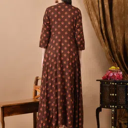 ftDiva Floral Printed Mandarin Collar Anarkali Kurta image 2