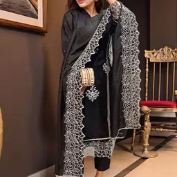 Aaghnya Floral Embroidered Notch Neck Straight Kurta With Trousers & Dupatta image 3