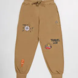 KiddoPanti Boys Pure Cotton Track Pant With Badge-picture-16
