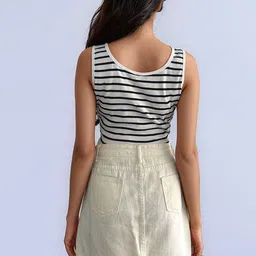 Outzidr High Waist A- Line Mini Skirt image 3