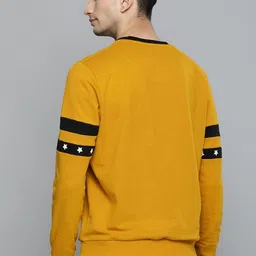 OPERATIVE Men Printed Sweatshirt image 5