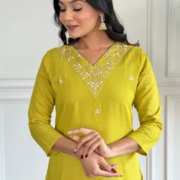 KALINI Women Ethnic Motifs Embroidered Kurta with Trousers & Dupatta image 5