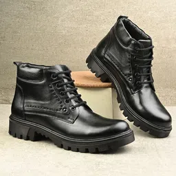 The Roadster Lifestyle Co Men Leather Round Toe Lace-Ups Chunky Boots-picture-27