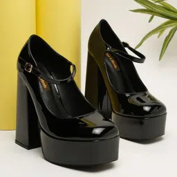 Flat n Heels Block Sandals with Buckles image 1