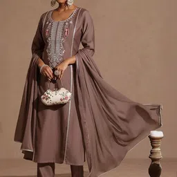 Janasya Women Floral Embroidered Regular Gotta Patti Kurta with Trousers & With Dupatta-picture-26