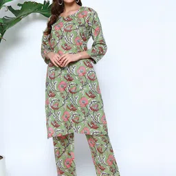 GLSGM Women Printed Top with Trousers image 4