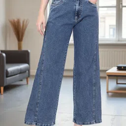 DressBerry Women Wide Leg High-Rise Light Fade Stretchable Jeans-picture-14