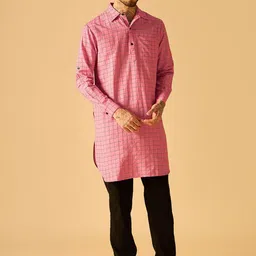 AKS Men Checked Kurta image 5