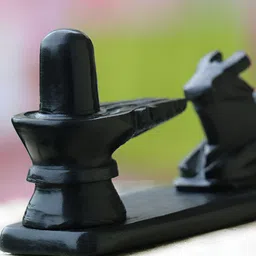 Navyaksh Black Religious Idol Showpiece image 3