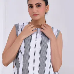 SIDDHO HUM Women Horizontal Stripes Striped Sleeveless Cotton Top-image-31