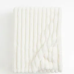 H&M Ribbed Bedspread image 1