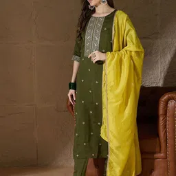 VredeVogel Women Ethnic Motifs Embroidered Kurta with Pyjamas & Dupatta-picture-23