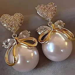 TheVineGirl Gold-Plated Alloy Pearls Studs image 2