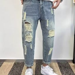 StyleCast x Revolte Men Straight Fit Mid-Rise Mildly Distressed Stretchable Jeans-picture-26
