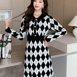 StyleCast x Revolte Women Geometric Printed A-Line Dress image 3