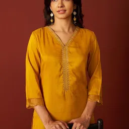 Indo Era Women Ethnic Motifs Embroidered Regular Thread Work Kurta with Trousers & With Dupatta image 3