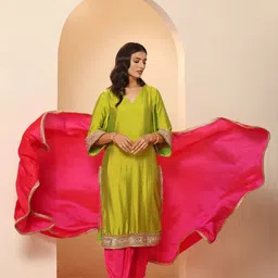 Swtantra Gotta Patti Satin Dupatta image 4