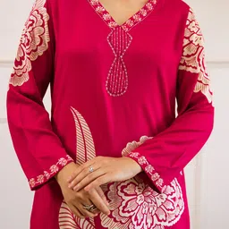 Nehamta Women Floral Printed Regular Sequinned Kurta with Palazzos image 2