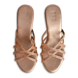 SKO Block Pumps with Bows image 3