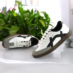 beeone Sneakers For Men image 1