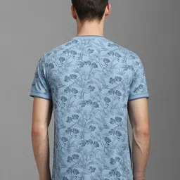 Louis Philippe Jeans Men Printed Raw Edge Slim Fit T-shirt image 4
