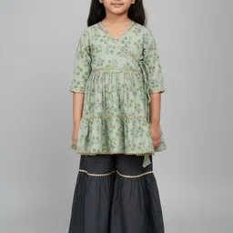 Biglilpeople Girls Floral Printed Tiered Thread Work Kurti with Sharara image 4