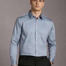 Louis Philippe Men Solid Spread Collar Pure Cotton Formal Shirt-image-60