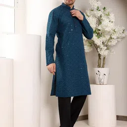 MULTI SHADES Geometric Embroidered Mandarin Collar Sequinned Straight Kurta With Pyjama image 4