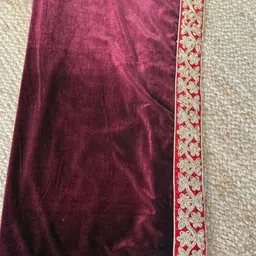 SHADES OF FAASHION Women Floral Velvet Shawl image 2