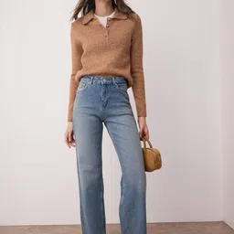 Trendyol Women Straight Fit Mid-Rise Light Fade Jeans-picture-22