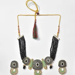 Anouk Gold-Plated Kundan-Studded & Pearl Beaded Jewellery Set image 2