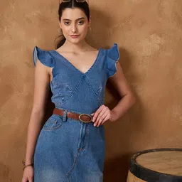 Orchid Blues Women V-Neck Flutter Sleeve Denim Fitted Crop Top image 2