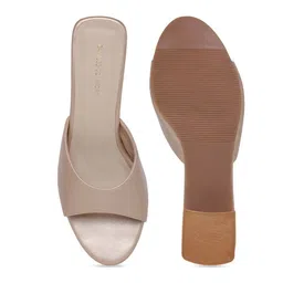 CAMLEE COMFORT Textured PU Block Sandals image 2